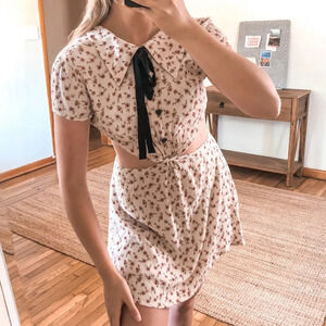 Valfie Floral Bohemian Collared Button Down Cutout Waist Mini Dress Small